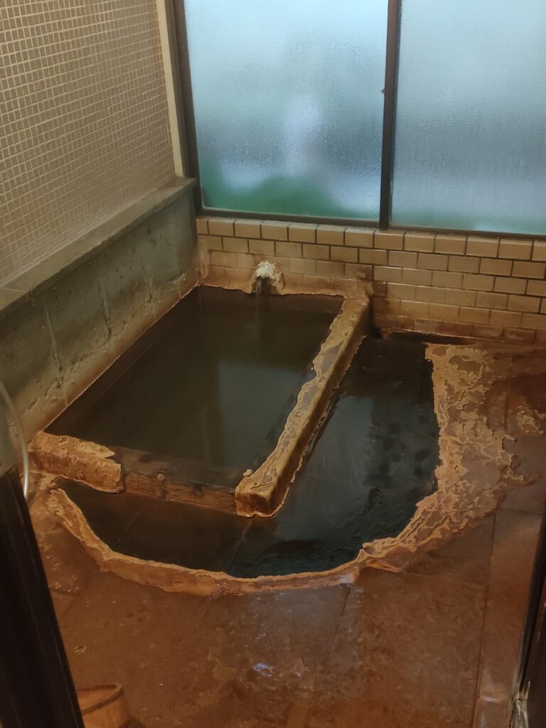 温泉津温泉　薬師湯　貸切湯　本館　源泉かけ流し